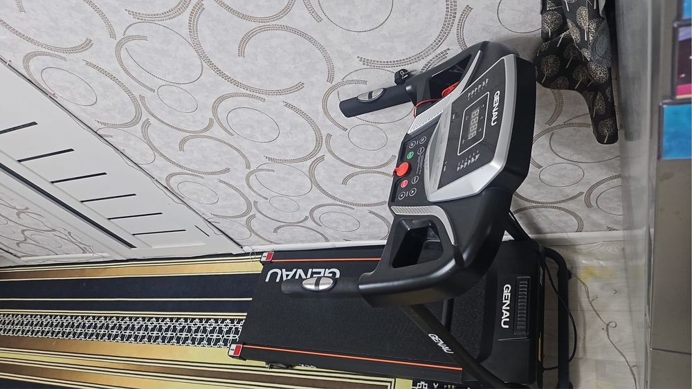 Тренажерный беговая дорожка