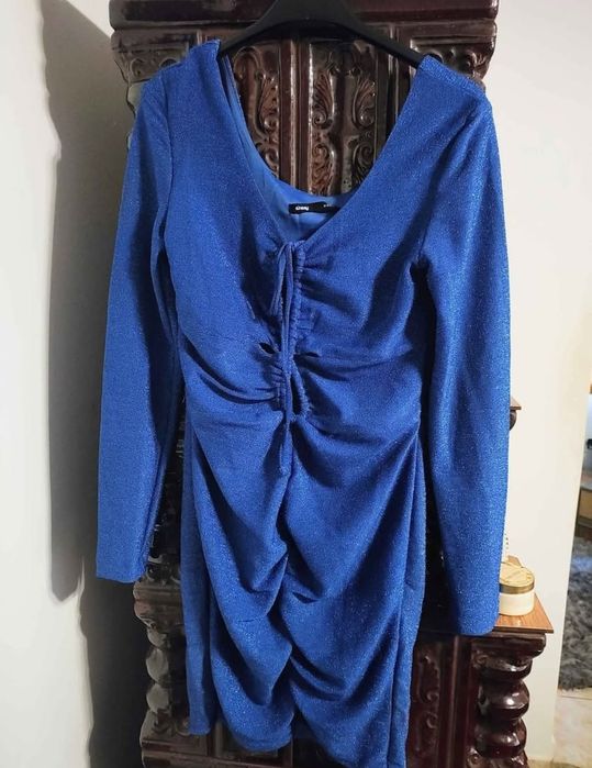 Rochie albastră scurtă