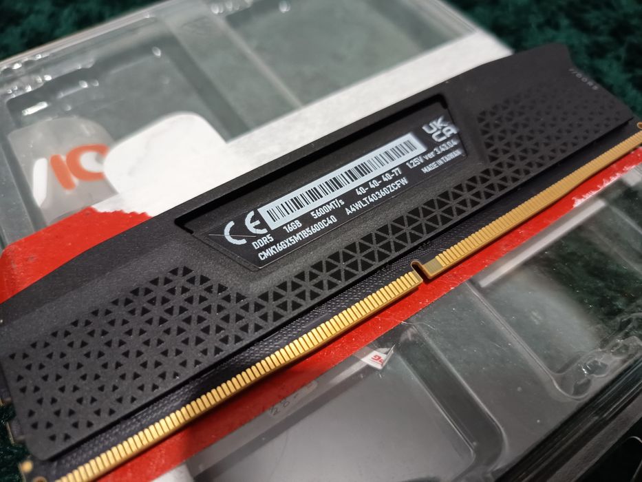 Plăcuță memorie RAM Corsair Vengeance