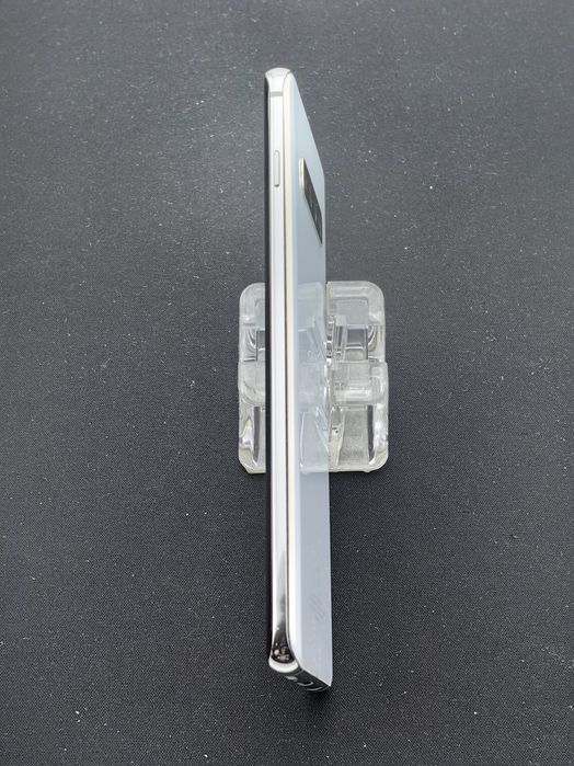 Samsung Galaxy S10 Plus  128 GB ID-vfj600