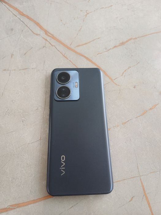 Vivo Y55 в хорошем состояний