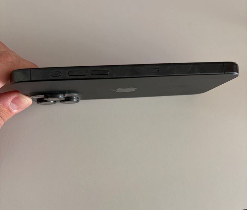 iPhone 15 Pro Max 256GB – Отлично състояние, 89% батерия