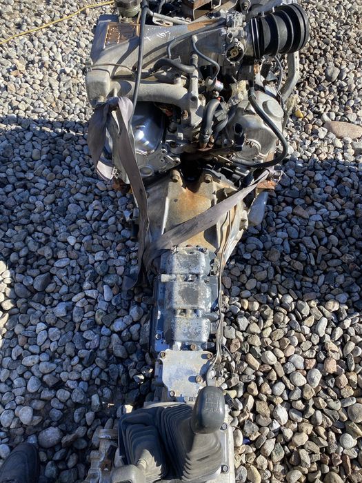 Двигатель  MITSUBISHI 6G72