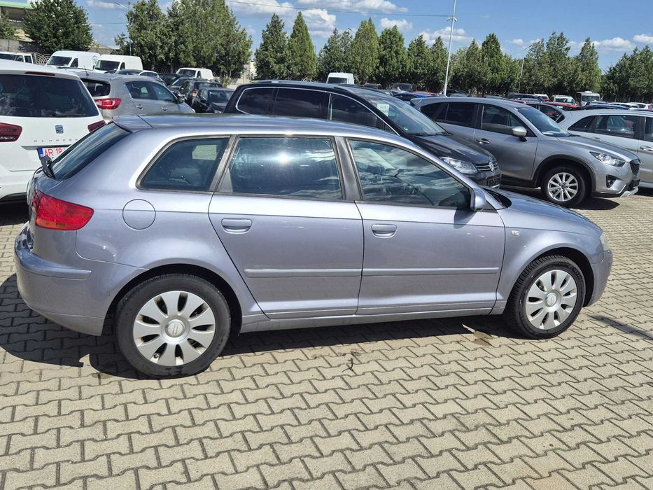 AUDI A3 Sportback 0 — imagine 4
