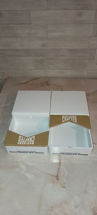 scrumiera Marlboro