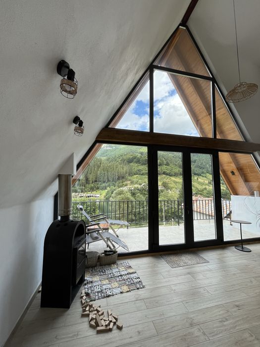 Cazare Rucar  A-frame Oglinda Lacului & Studio Elias