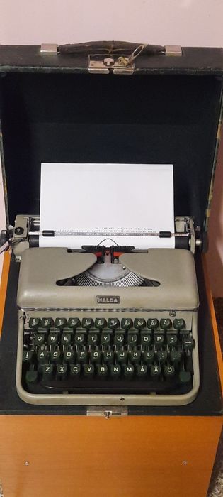 Mașină de scris Halda impecabilă