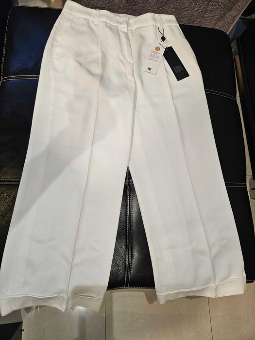 Панталон с широки крачоли и ръб Riani