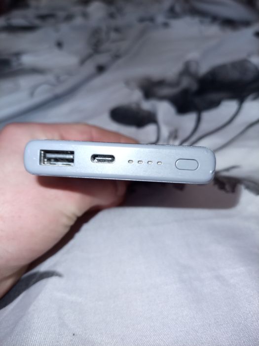 Baterie externă 1000