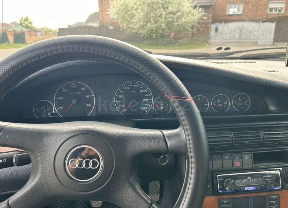 Ауди100с4  двс 2.8