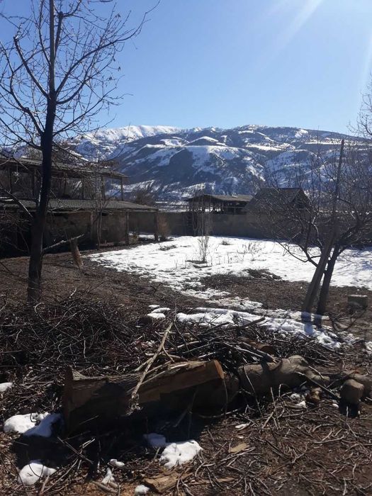 Срочно продается участок. Возможен обмен. 11 соток. .