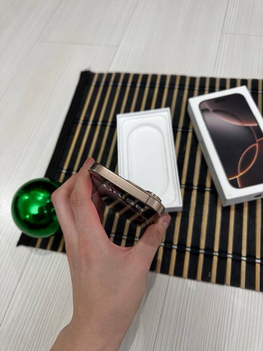 Продам айфон 16 про iphone 16 pro