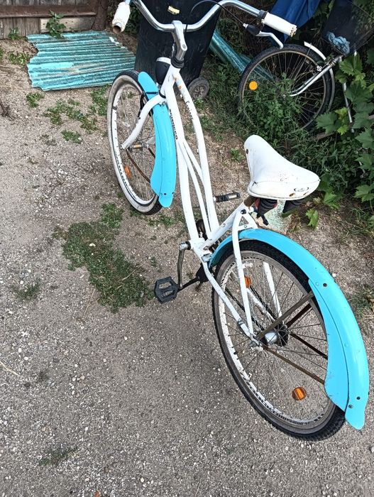 Bicicleta de vânzare