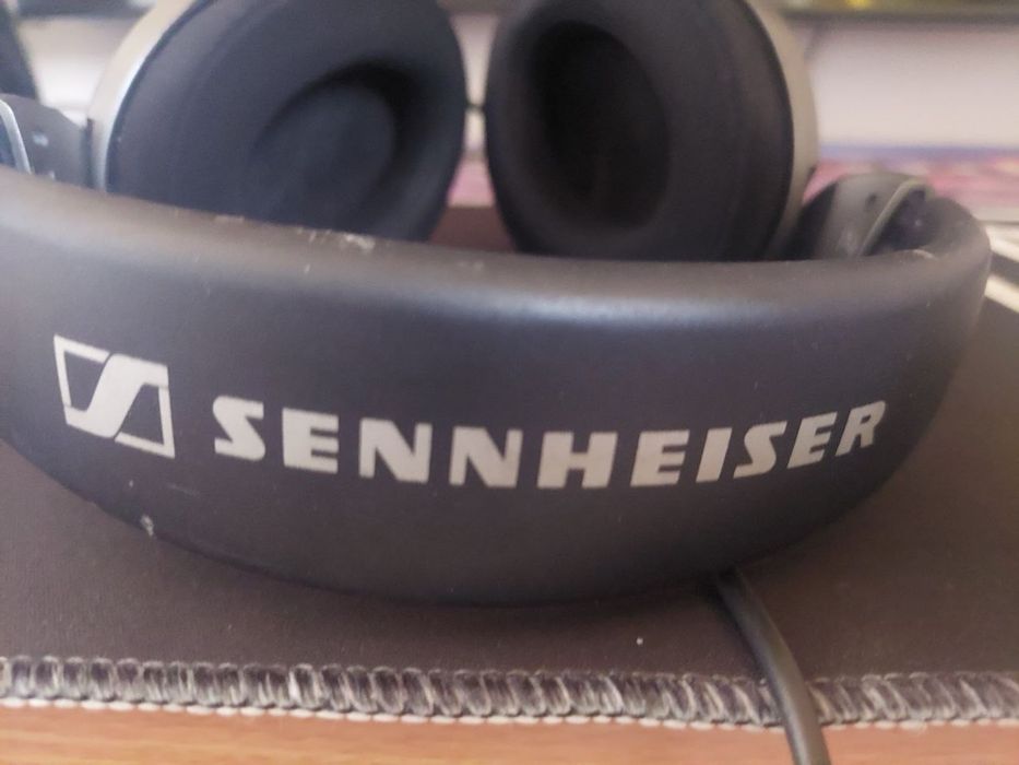 Sennheiser HD518 naushnik holati yaxshi