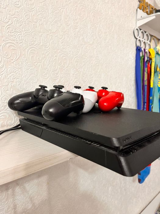 Ps4 2017 год 3 джостика