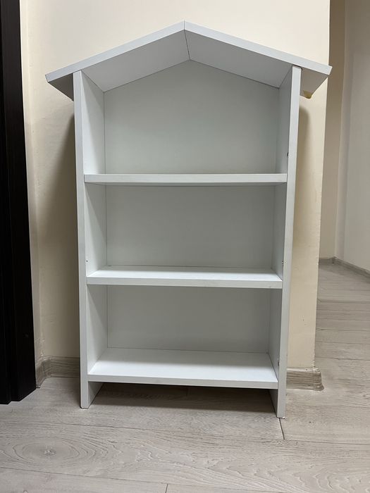 Детска библиотека по Монтесори модел