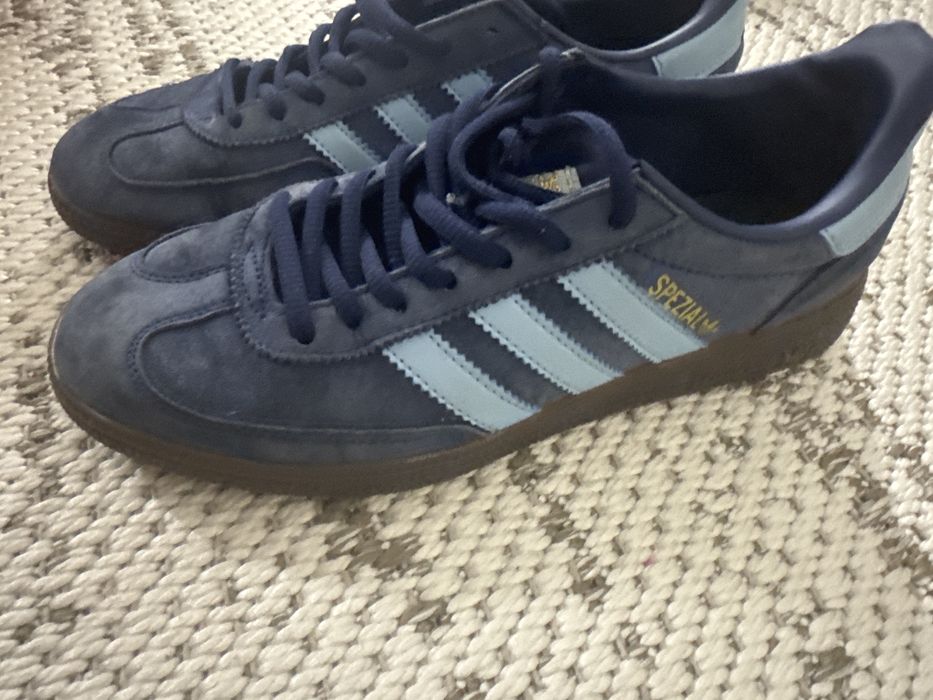 Кроссовки spezial адидас