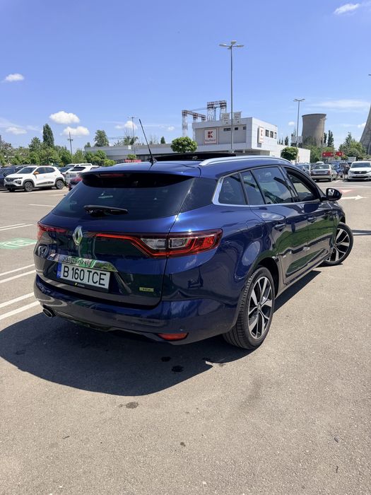 Renault Megane 4 (2019) INTENS • 1.3 TCe 160 CP • BOSE • TRAPĂ •  MASAJ