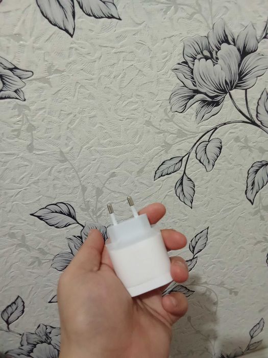 Адаптер для Айфона оригинал