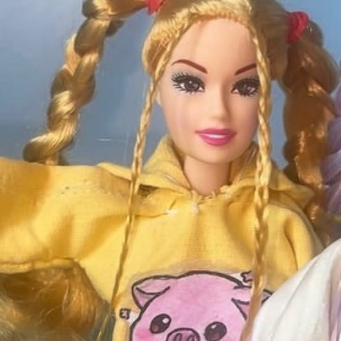 Barbie kukla qogirchoq