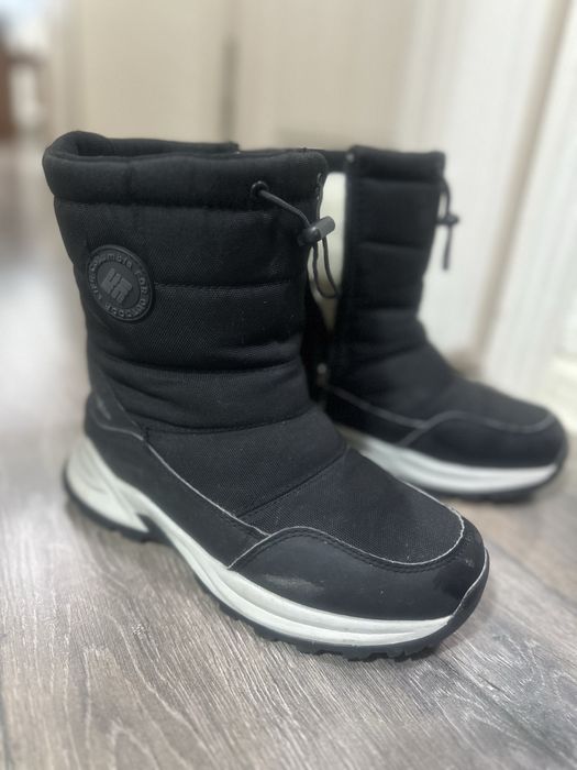 Продается обувь подростковая