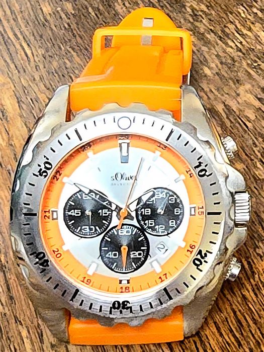 Ceasuri originale la super preț