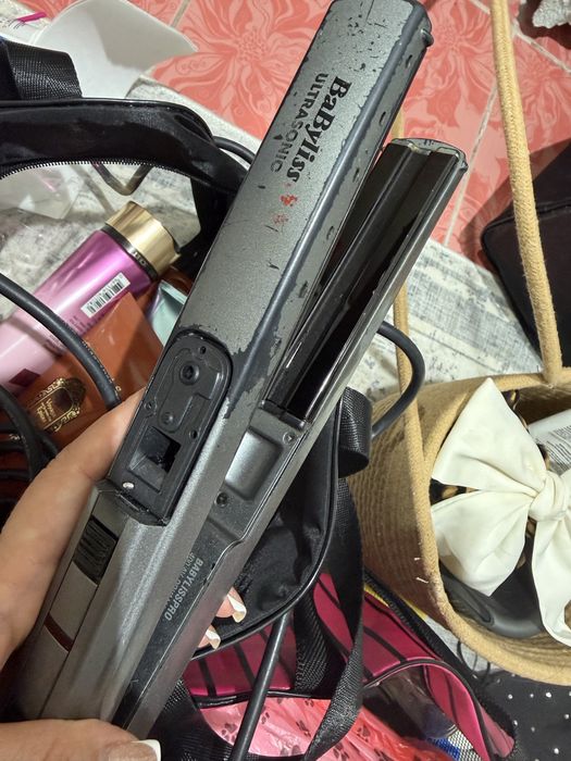 Продам утюжок Babyliss