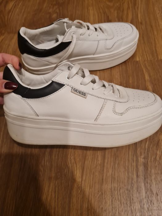 Дамски сникърси Guess