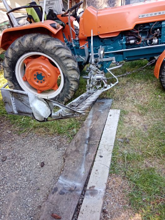 Vind tractor MC.cormick D439, cuu motor Auto 55 cp.prod. Brașov 199o