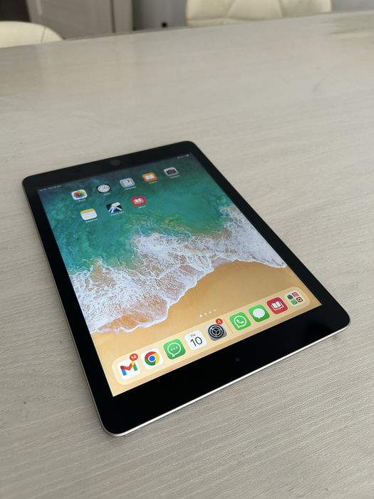 iPad 2017 (5 поколение) 32GB Space Grey