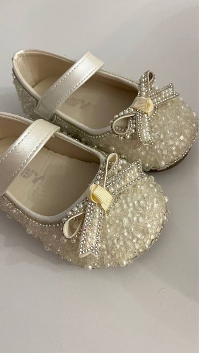 Нарядное платье для девочки