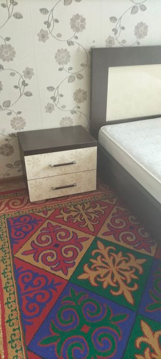 Продам спальный гарнитур