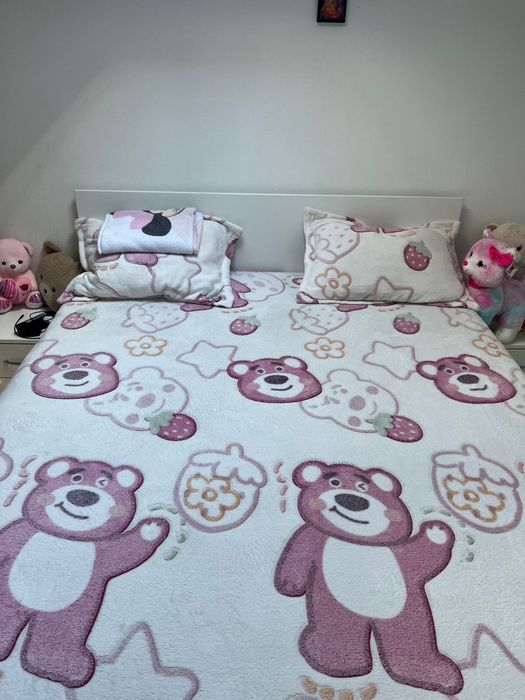 Vand pat cu saltea si noptiere