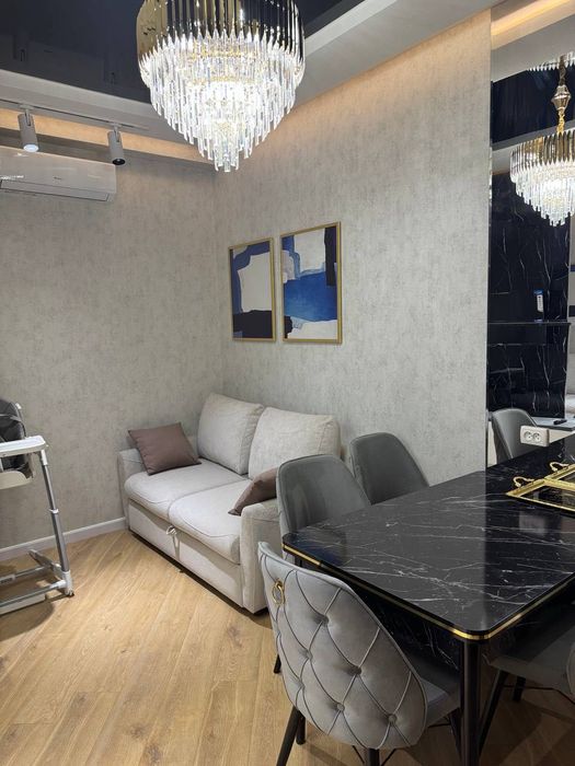 Новостройка Продается 2 комнатная квартира ремонт Ц-2 Алаский рынок