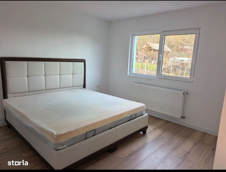 Vând casă Mihaesti