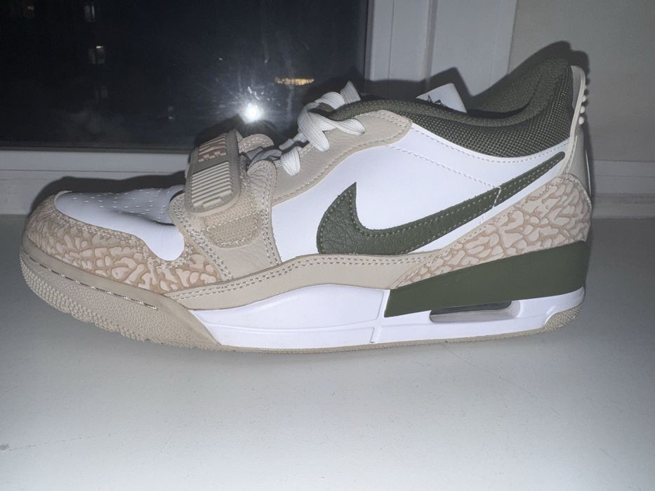 Кроссовки эир джордан