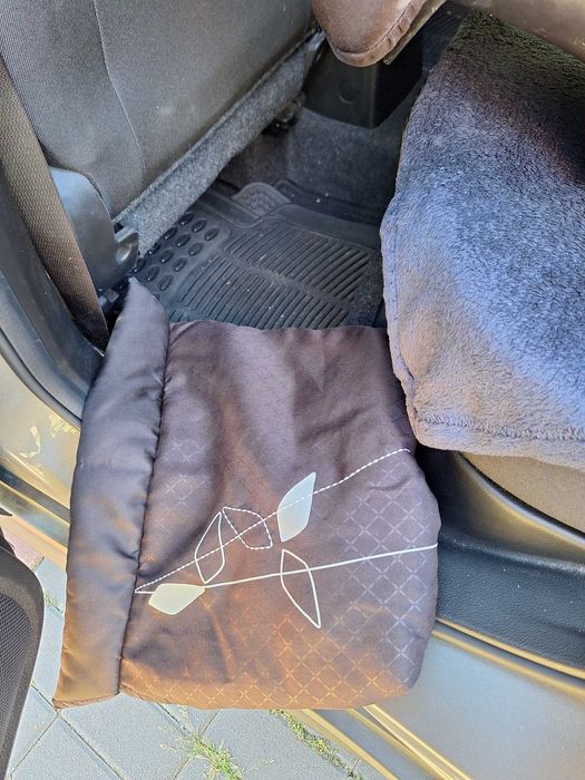 Scaun bebe copil auto cos scoica iso fix centura nemtesc pana la 13 Kg