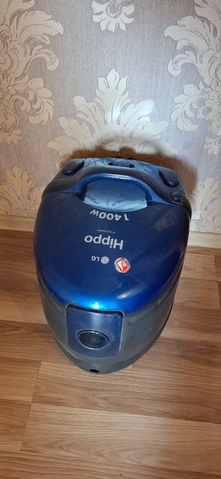 Продаём пылесос LG Hippo 1400w