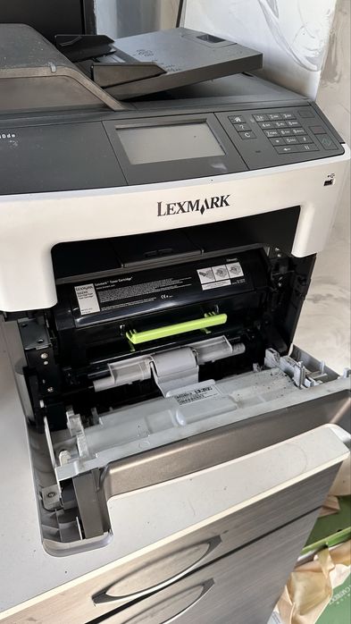 Принтер LexMark MX410 de