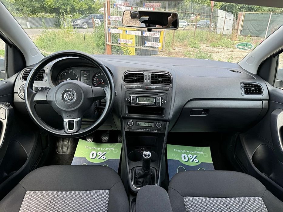 VOLKSWAGEN Polo 2010 — imagine 2