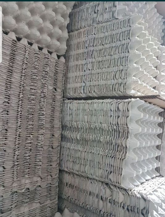 Cofraje carton pentru IZOLATII DIVERSE.  stare foarte buna