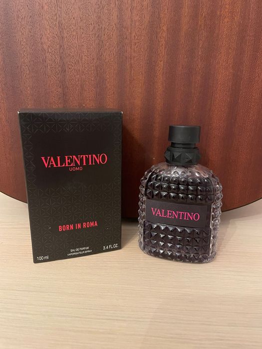 Valentino uomo born in Roma