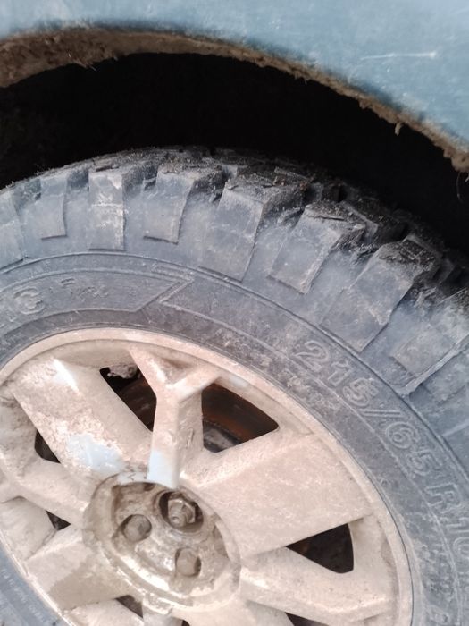 Vând 5 cauciucuri off road