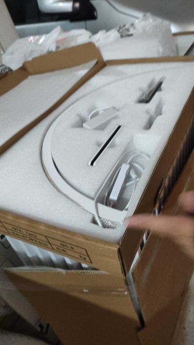 Лампа за маникюрист-Полумесец