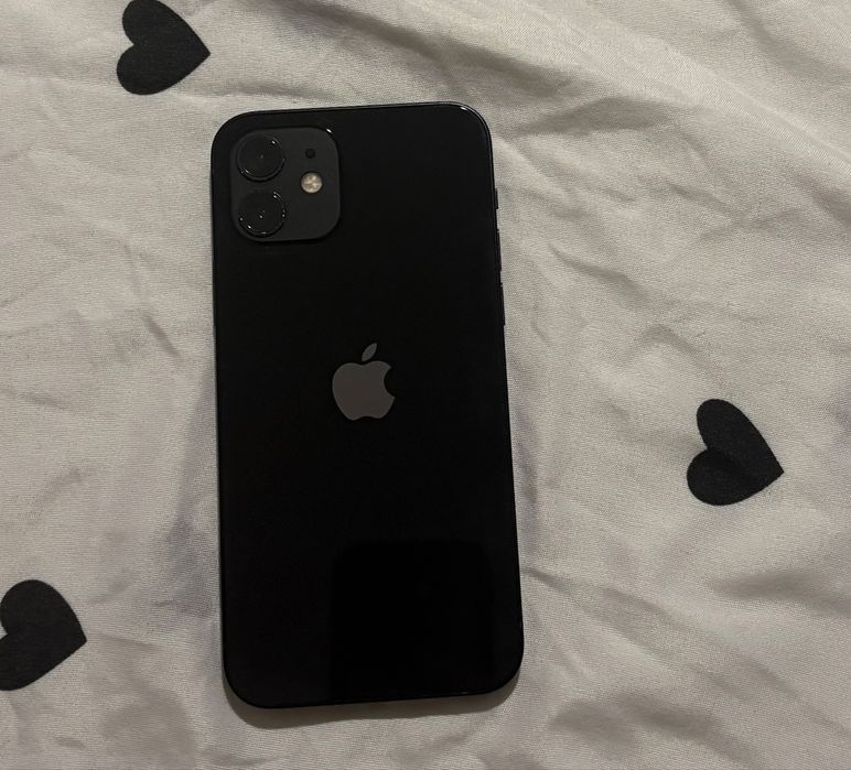 iphone 12 în stare bună