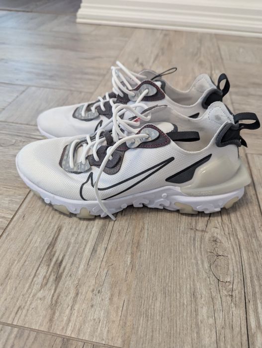 Adidași barbati Nike react vision