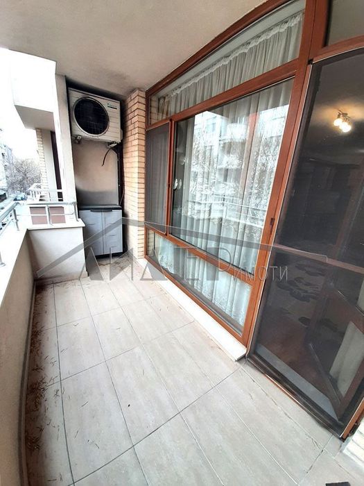 Дава се под наем Двустаен апартамент в Пловдив, Кършияка - 74 кв.м за 357 € - Снимка #11