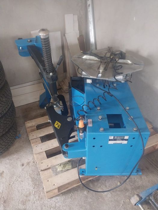 Продам шиномонтажное оборудование.