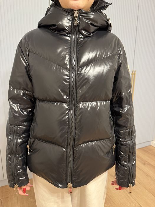 Куртка Moncler с Гуанчжоу