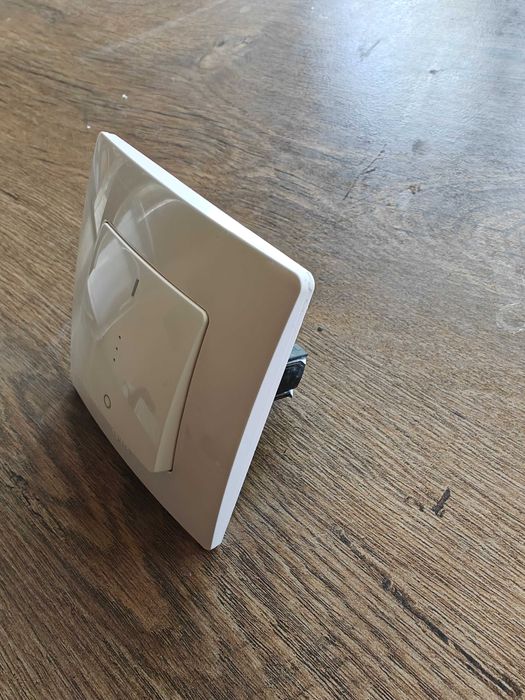 Бойлерен ключ 16A с LED индикация (двуполюсен) цвят бял Legrand